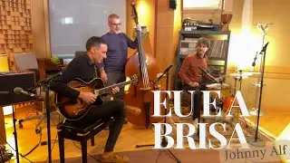 Eu e a Brisa (Johnny Alf) &ndash; Jazz Guitar Trio Cover | Live at Catalunya M&uacute;sica