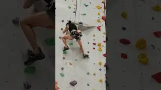 Climbing auto belay @egurre Alegia, Grade green 6b, Nova Marselina, 19th Jun 2023