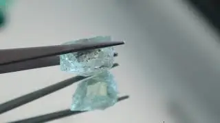 R0674: Rough Beryl Gemstone Madagascar