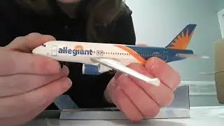 Unboxing Daron IBERIA, Allegiant, Alitalia & WestJet Single Planes