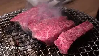 Grilling beef at Sumibiyakiniku Nakahara 炭火焼肉なかはら