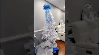 Christmas Tree Troubles: Why My Tree is Leaning!#ChristmasTreeFails #ChristmasDecorating