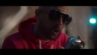 Max Minelli - Drop It On A Scale (Official Performance Video)