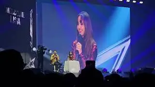 Lisa BLACKPINK Cicipi Rendang di Fan Meetup Jakarta