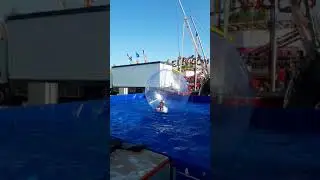 2019.04.30 F&ecirc;te foraine Chartres water ball 1/2