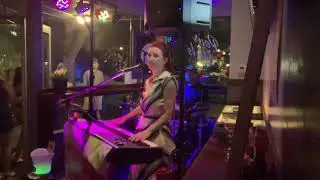 wonderwall by Red Stapler Duo