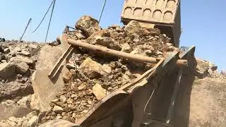 Stone Crusher Machine -Hard Rock Crushing ASMR #stonecrush #rockcrusher #asmrvideo #thebestcrusher 