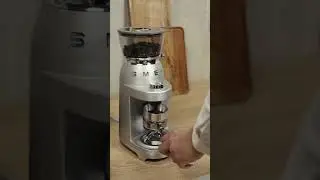 ☕Smeg Coffee Grinder Review: How to Use & Is It Worth It? (UK Buyer&rsquo;s Guide)