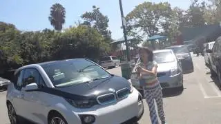CRAZY D-LIST failed actress goes crazy in parking