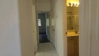 Unit A, 2 bedroom 1 bath lower level suite, E18th Ave and Prince Edward St, Mount Pleasant