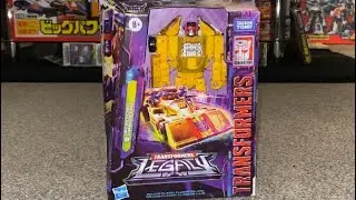 Transformers legacy deluxe dragstrip complete transformation process video. Generations stunticon