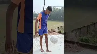 #footballlover #viralvideo #footballplayerskills #homeplaying #villagefootballer #footballife