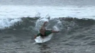 6 year old grom surfer ripping