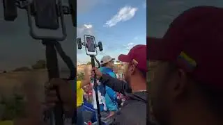Juan Carlos Monedero baila en un acto electoral en apoyo a Nicol&aacute;s Maduro en Venezuela