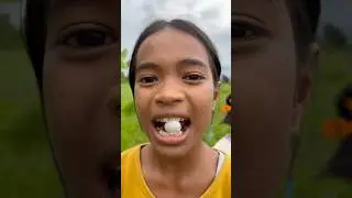 Yummy Bites Cracked Dynamite 🧨 Candy 🍬 eating by #villagee #satisfying #fypシ