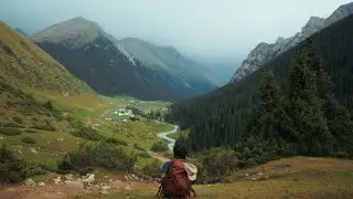 I travel Kyrgyzstan with 14 people I met online