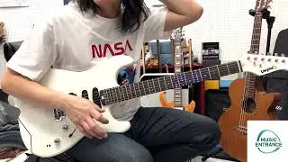 A.O. делает обзор электрогитары Lite Jam.