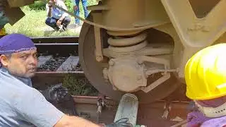 how to Rerailing of LHB coach | Derailed LHB train