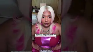 Smiling Lizzo debuts blond and pink bob mullet amid sexual harassment suit #shorts