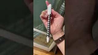 The most satisfying pen in the world ✍🏻 #viral #shopping