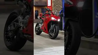 2025 Ducati Panigale V2 is 🔥#panigalev2