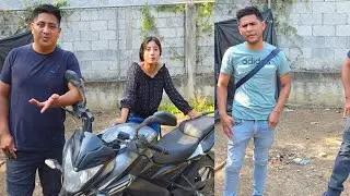 Encontramos esta moto tirada, Hoy llegaron a Reclamarla 