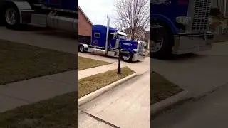 #peterbilt389 #glider #peterbilt #389 #peterbilt379 #peterbilt379 #trucking #truckinglife #trucker