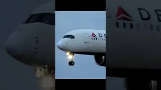 Calm in a Crisis ✈️ Delta A350-900 Emergency Landing at ATL