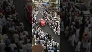Anti #NRC #CAA activists gives safe space for ambulance during a  protest march held in Calicut