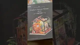 ✨unboxing my mini greenhouse!✨🏡🪴🌸 #minihouse #building #greenhouse #tinyhouse