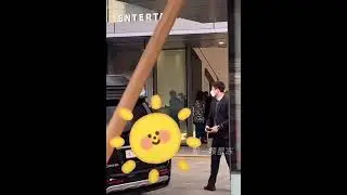 Blackpink Ros&eacute; and hank spotted outside yg new building