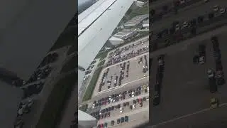 Landing 🛬 in Manchester🇬🇧wait till End&hellip; #song #love#aviation