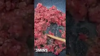SIZZLING SOUND of Cooking Ground Beef in Hot Oil #youtubeshorts #shorts