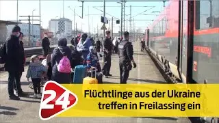 Ukraine-Flüchtlinge erreichen den Bahnhof in Freilassing