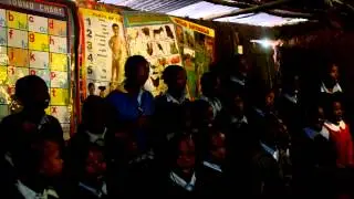 Mumo kids singing