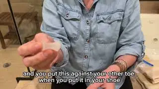 NatraCure Gel Toe Spacers   Helps with Bunions, Corns, Blisters, Rubbing & Overlapping Toes Review