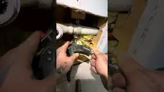 Removing Laundry Tub and Capping the Water Lines 💰💰💰