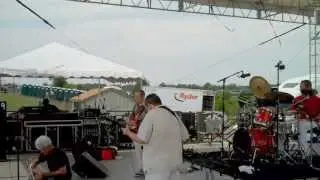 Royce Campbell Solo On Caravan