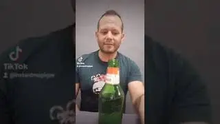 tour de magie : la capsule dans la bouteille