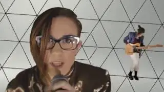 I'm Not A Blonde  - A reason ( OFFICIAL VIDEO )