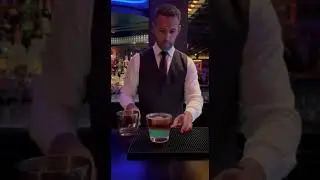✨ Watch This Bartender Turn a Drink Electric Blue with a Single SPARK! 🤯 #Mixology #BarTrick