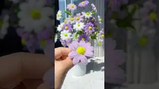 DIY pipe cleaner daisy flower gift #diy #flowers #gift #craft #handmadegifts #diygift #handcraft