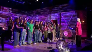 Côr Ysgol Brynhyfryd - Yn y Dechreuad