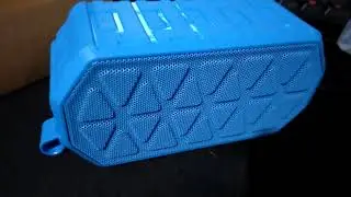 IPX6 Waterproof Bluetooth Speaker