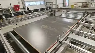 NIKA UTILAJE | Masa de &icirc;ncărcare Hermes Nimac | Demo fierăstrău CNC de tăiat &icirc;n pachet