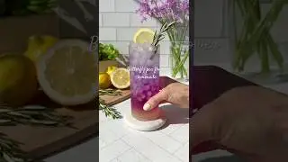 Butterfly pea flower lemonade! #lemonade #recipe #drinks #mocktail #summerdrink #lemonaderecipe