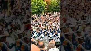 Maju Tak Gentar Indonesia tampil pertama dan terdepan di Paris#paris#fyp