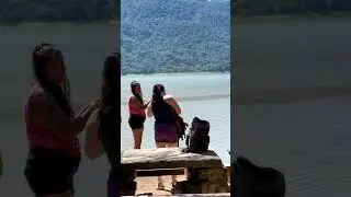 As&iacute; se ven  las salidas grupales de kayak, trekking, tirolesa y paseo en barco.