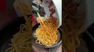 #fypviral #fypyoutube #viral #seblakviral #seblak #streetfood