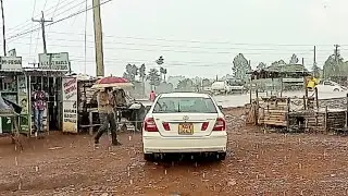BEAUTIFUL 😍 HEAVY RAIN 🌧 IN TRADITIONAL AFRICAN VILLAGE MARKET...*BLESSINGS OF THE YEAR *